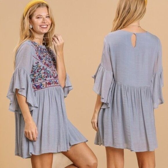 Umgee Boho Floral Embroidered Mini Dress Size M Cream Multi Bell Sleeve NWOT - Picture 2 of 15